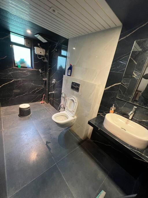 Stayhaven Starmount 4Bhk & Pool ムンバイ エクステリア 写真