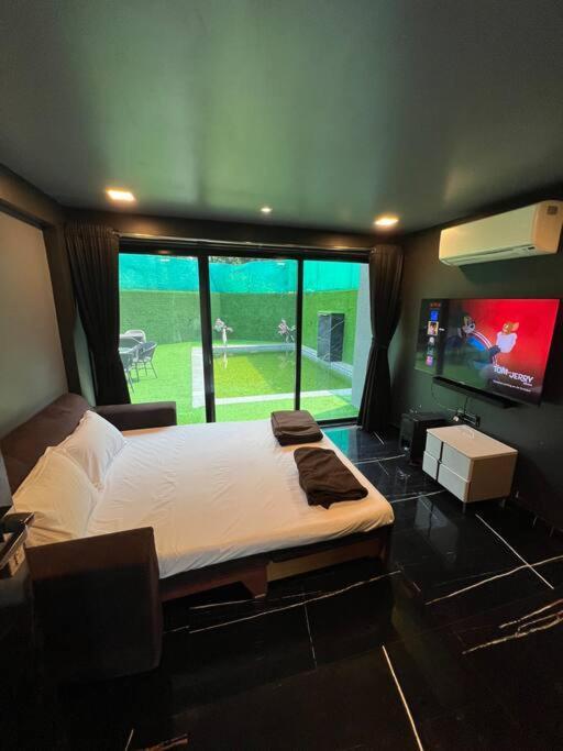 Stayhaven Starmount 4Bhk & Pool ムンバイ エクステリア 写真