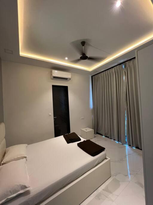 Stayhaven Starmount 4Bhk & Pool ムンバイ エクステリア 写真